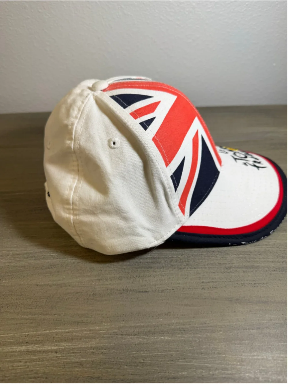 Official Le Tour De France UK Union Jack Cycling Cap Hat White NWT W/defects